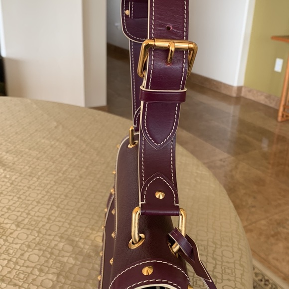 Louis Vuitton Le Talentueux plum colored leather bag. - Picture 9 of 17